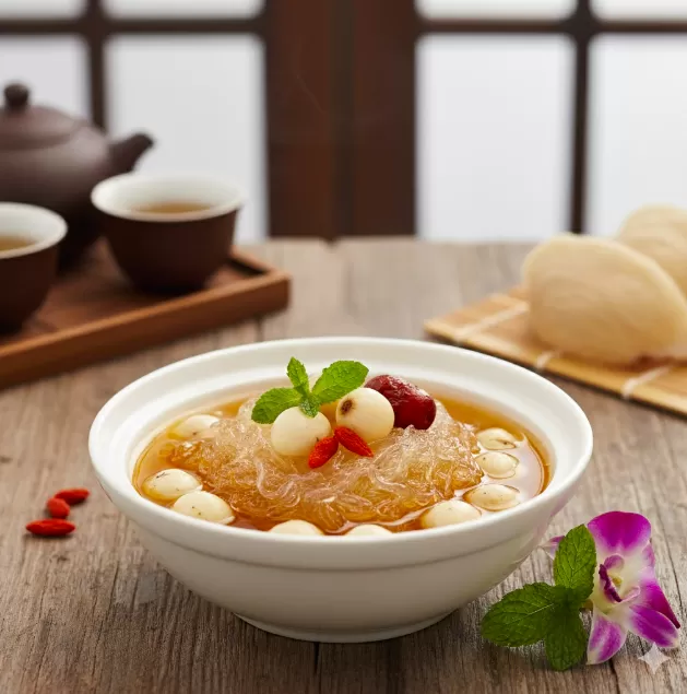 yến s&agrave;o chưng sẵn cao cấp Song Ti&ecirc;n &ndash; lựa chọn tiện lợi v&agrave; bổ dưỡng cho người cao tuổi